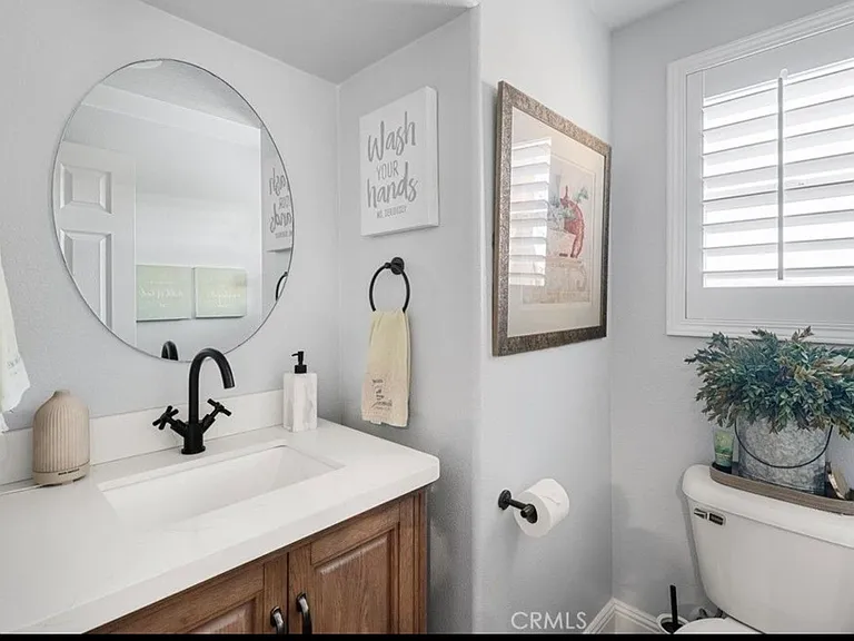 Cape Cod Dr — Photo 6
