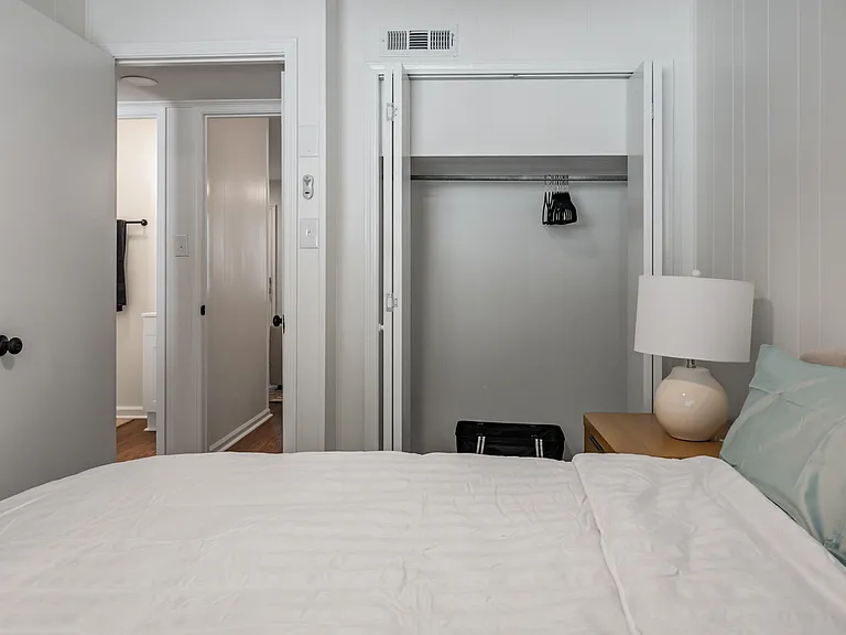 8 Grove St — Photo 15