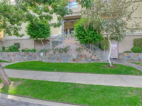 7045 Woodley Ave Unit 104, Van Nuys, CA 91406
