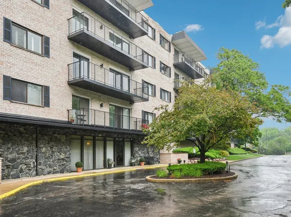 1S150 Spring Rd APT 5F, Oakbrook Terrace, IL 60181