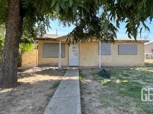 1215 Lake St, Bakersfield, CA 93305