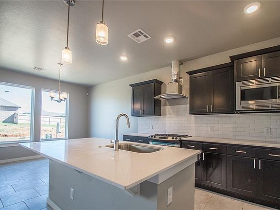 3rd image of 18008 Chisholm Creek Farms Ln