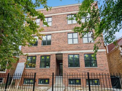 2418 N Linden Pl #2W, Chicago, IL, 60647