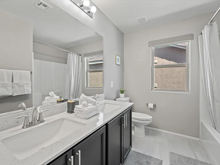 8524 Blazing Desert Ave — Photo 25