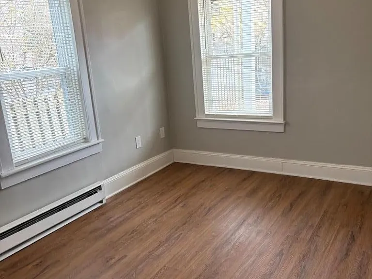136 Main St #2 — Photo 9