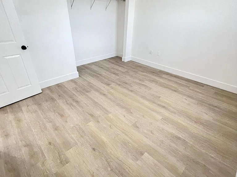 720 NW 61st St #10 — Photo 21