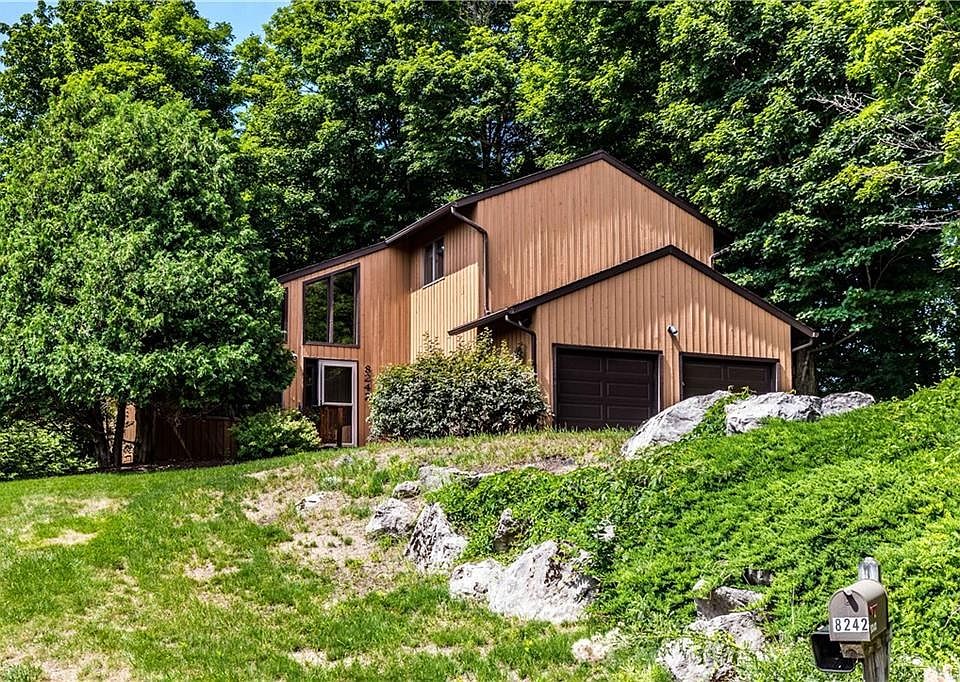 1st image of 8242 Verbeck Dr