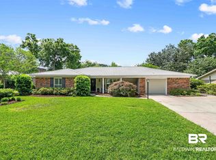 10 Paddock Dr, Fairhope, AL 36532