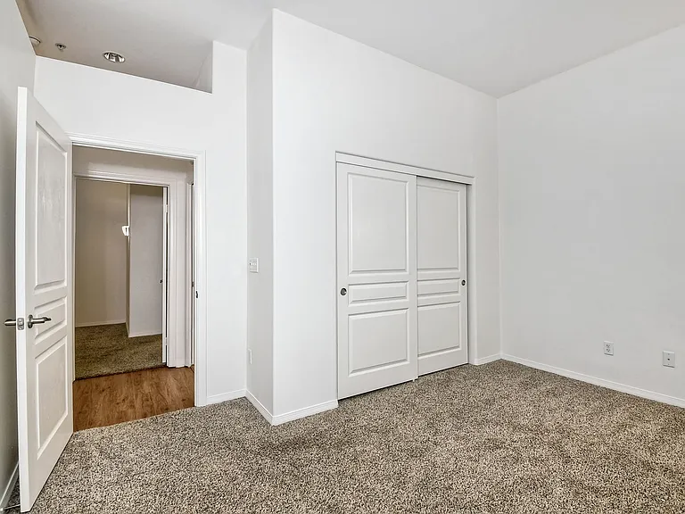 Harborview Apartments — Photo 56