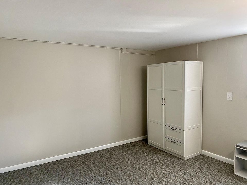 Bedroom 2- New flooring, lighting, blinds & clothing storage