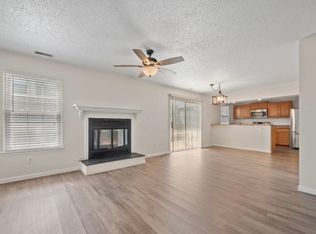 212 Henwick Ct, Chesapeake, VA 23320