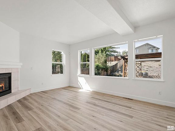 3rd image of 5455 Spandrell Ln