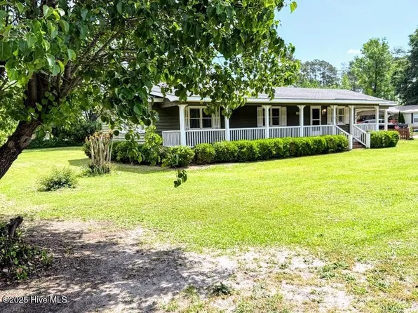 556 W Second Street, Garland, NC 28441