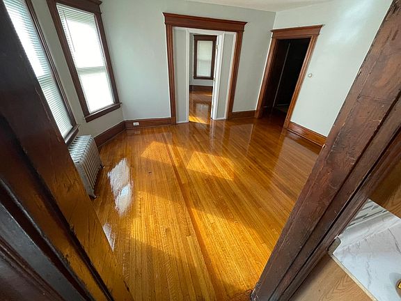 5th image of 468 Edgewood Ave #3