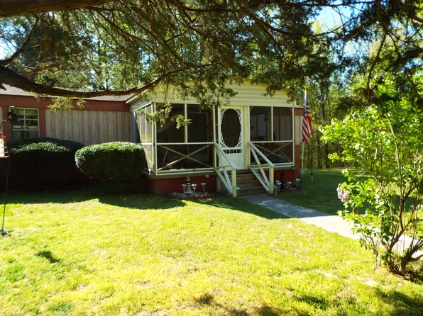 1065 Primrose Ln, Vernon Hill, VA 24597