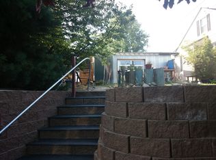 137 N 84th St, Seattle, WA 98103