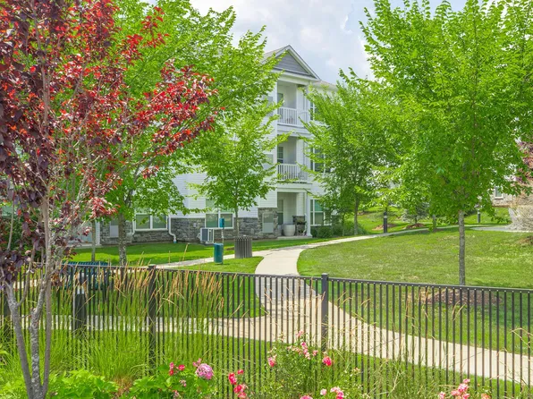 The Pointe at Dorset Crossing