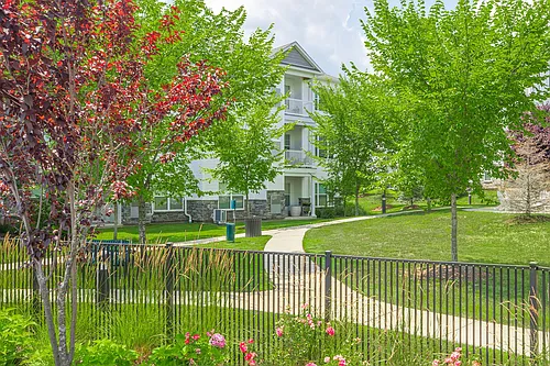 The Pointe at Dorset Crossing Photo 1