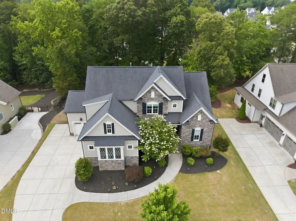 1325 Mackinaw Dr, Wake Forest, NC 27587