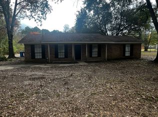 1443 Feagin Dr, Lufkin, TX 75904