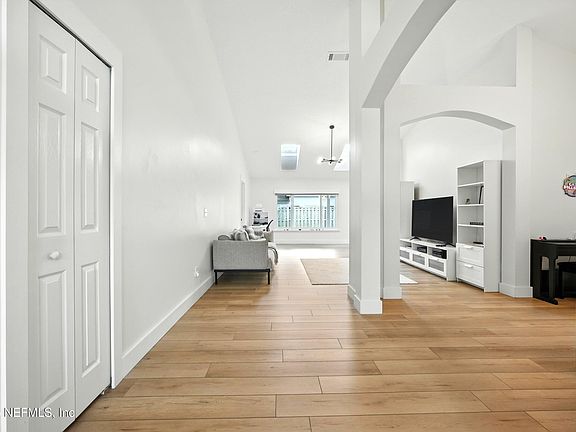 3rd image of 13088 QUINCY BAY Drive