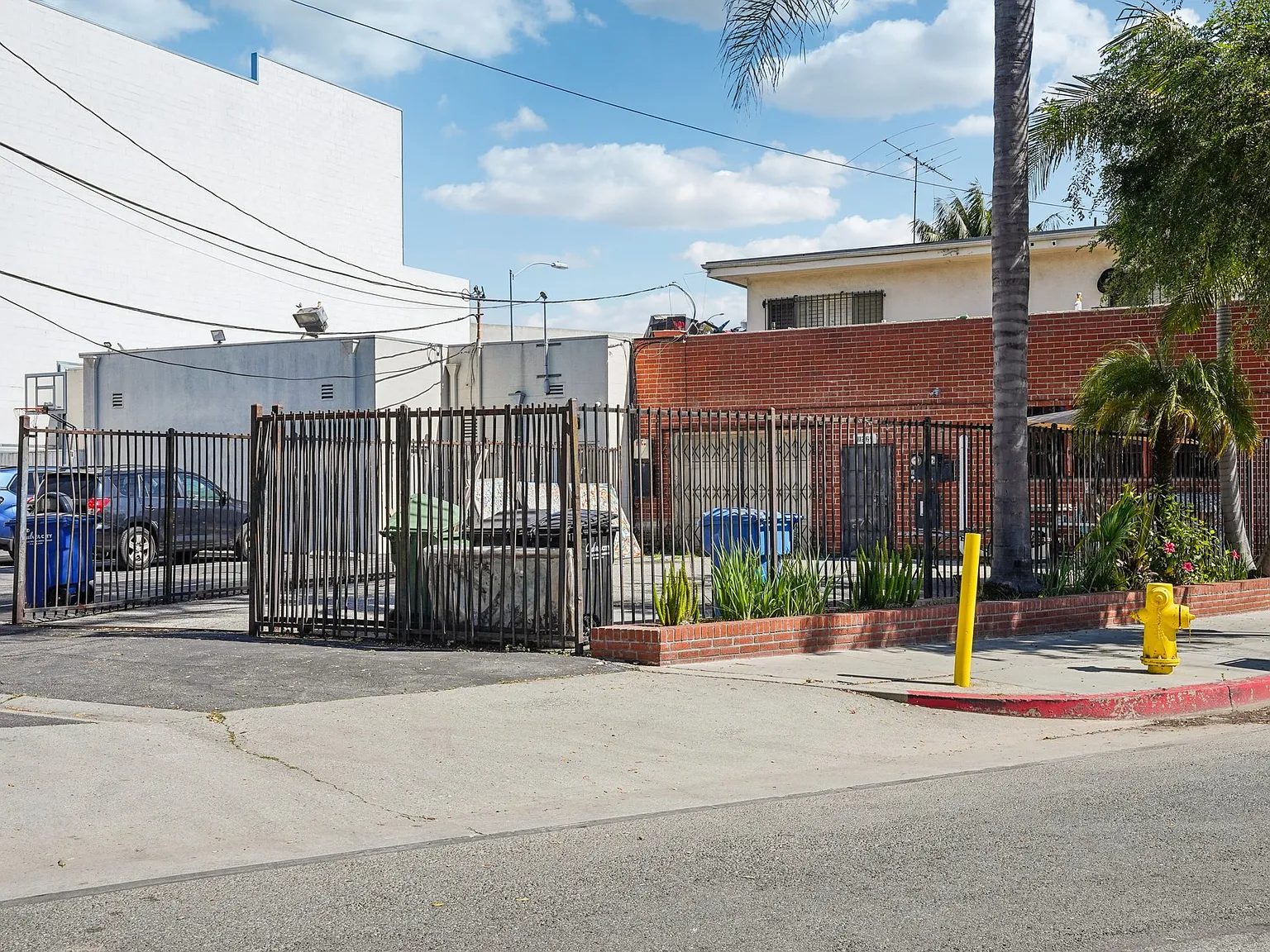 Studio, 2019 sqft, $5,048 — Photo 4