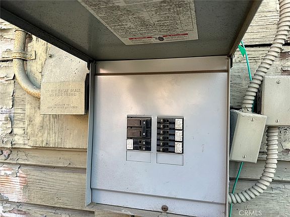 2nd image of 339 W 76th St