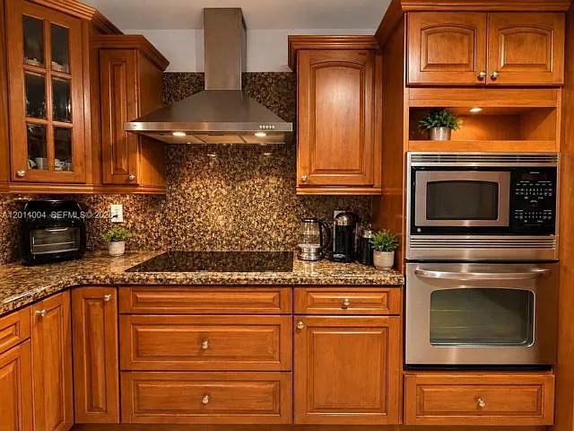 10290 SW 24th Ct — Photo 5