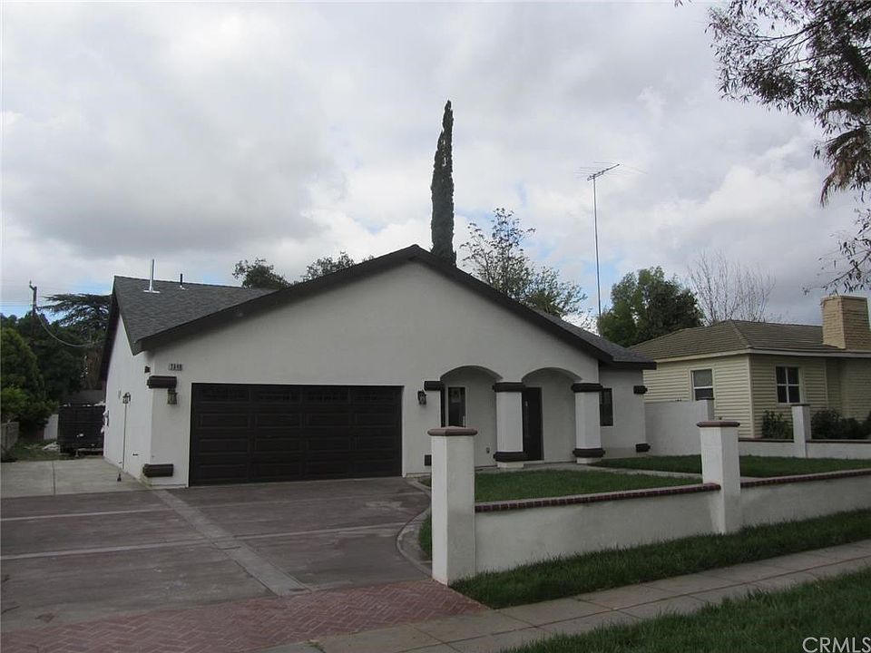 1st image of 2548 Valencia Ave