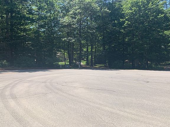 5th image of 16 New South Dr
