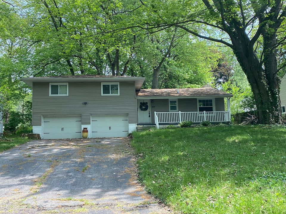 1st image of 373 Mineola Ave