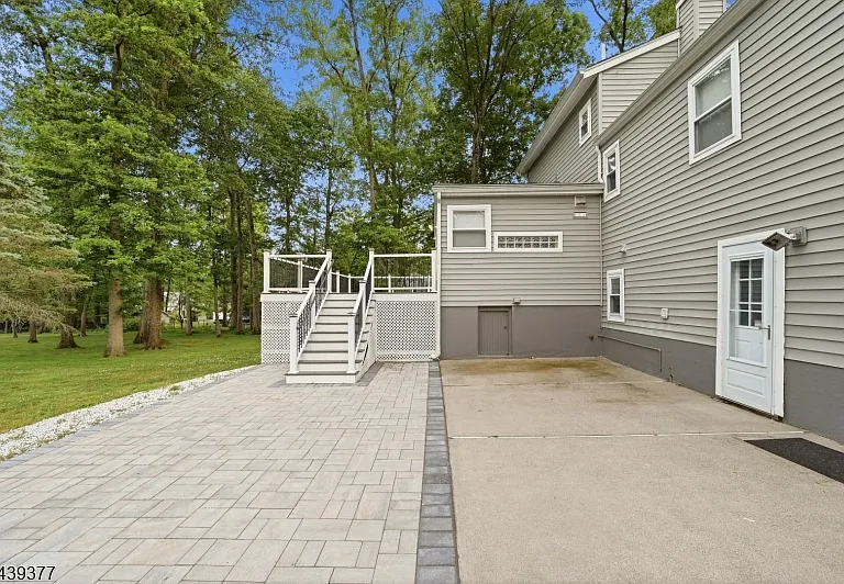 47 Crossbrook Rd — Photo 33