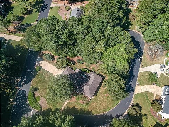 4th image of 5260 Bannergate Dr