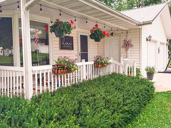401 Cross St, Lynnville, IA 50153