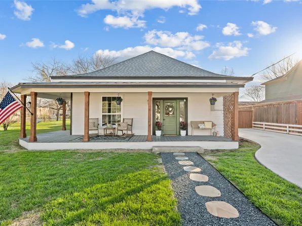 300 Lamar St, Roanoke, TX 76262