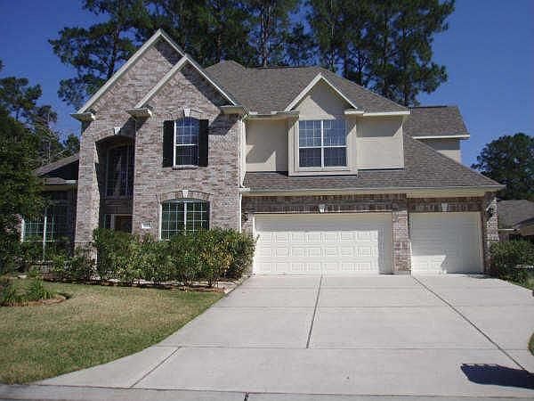 1st image of 194 Evangeline Oaks