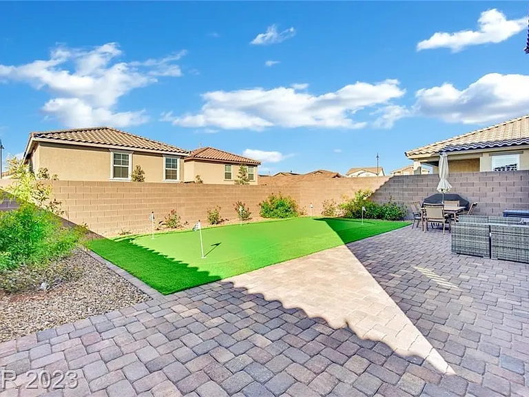 3496 Calentina Ave — Photo 21