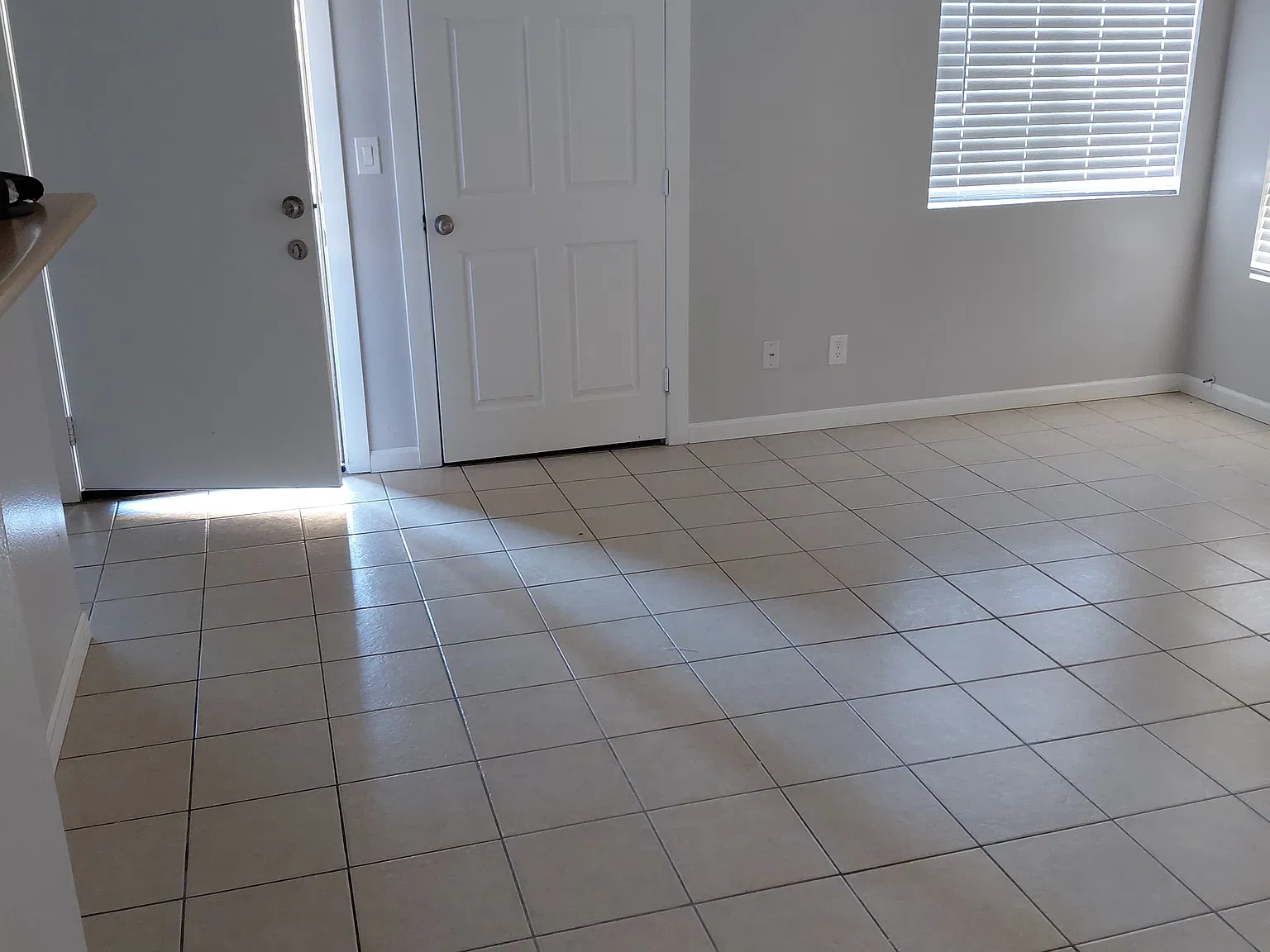 2 bed, $1,250 — Photo 3