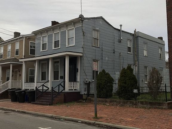 3rd image of 804 Dinwiddie St