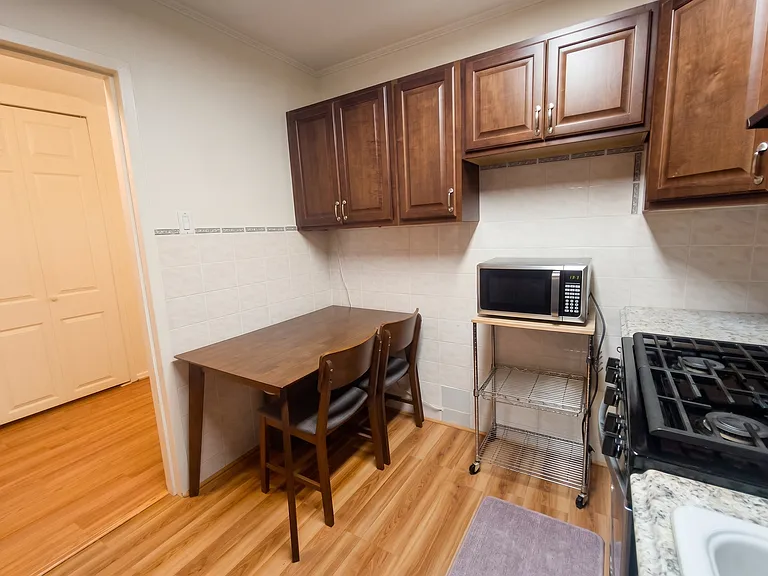 2401 H St NW #212 — Photo 8