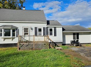 8486 Button Rd, Cicero, NY 13039