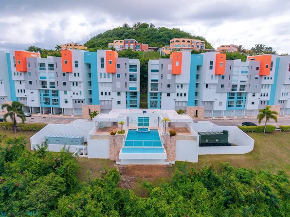 1000 Ocean Plz #203, Luquillo, PR 00773