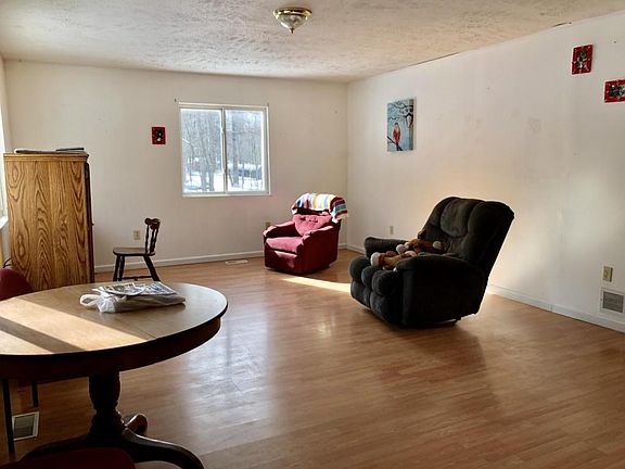 51B1208B-3767-407A-86B5-36386991F361