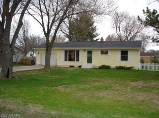 625 Ansley Dr, Saint Joseph, MI 49085