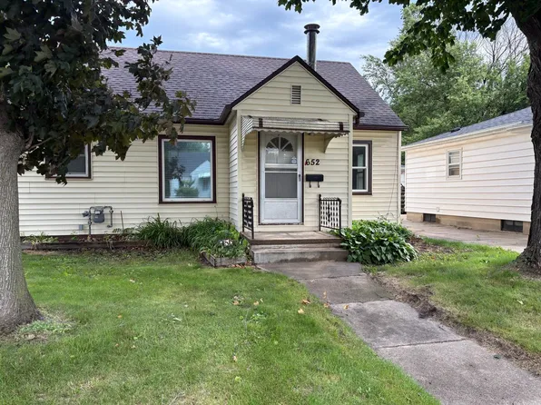 652 W Parker St, Waterloo, IA 50703