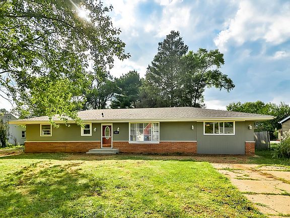 2nd image of 7602 Borodell St