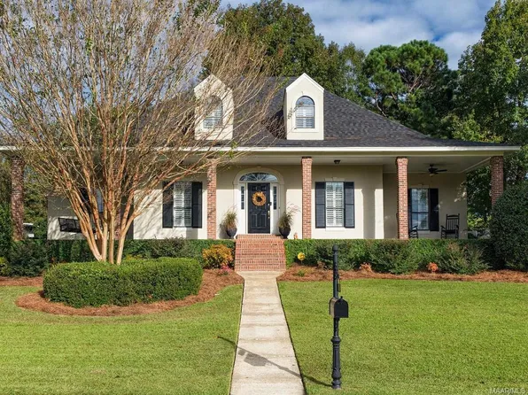 215 Doe Dr, Prattville, AL 36067