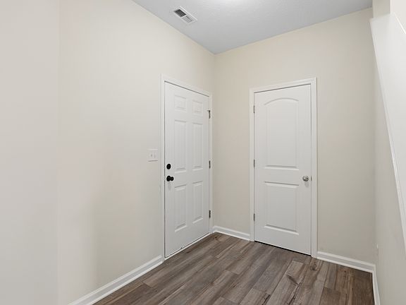 4th image of 7730 Belmac Ln