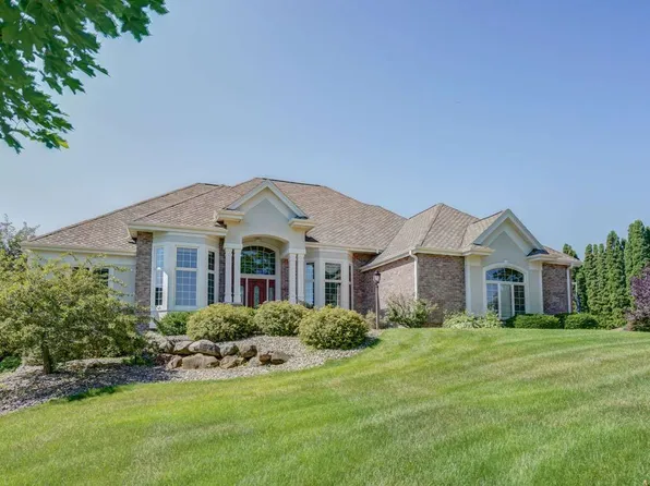 7549 Summit Ridge Rd, Middleton, WI 53562
