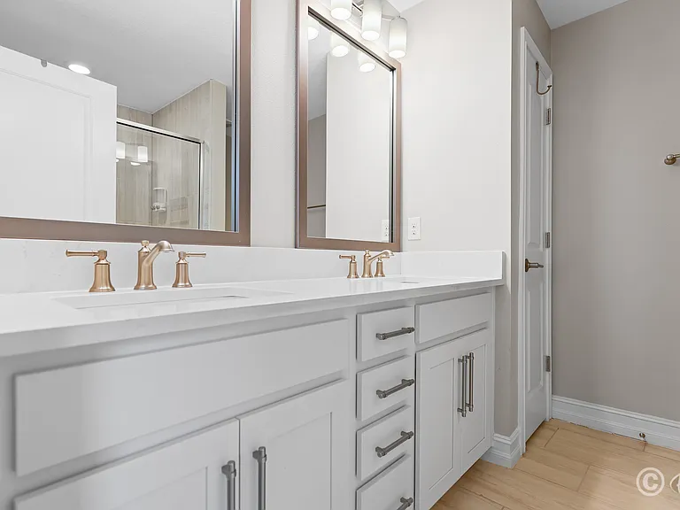 5351 Bridge St #16 — Photo 23